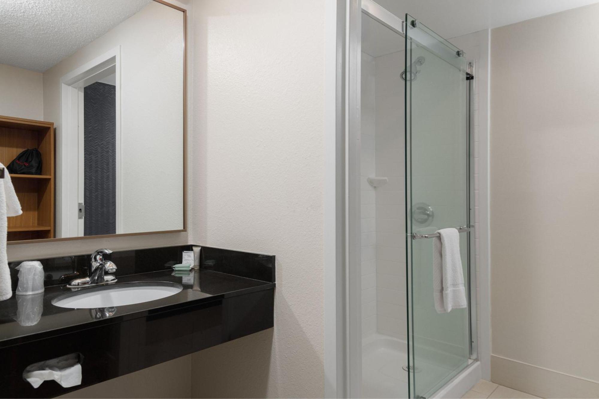 Fairfield Inn & Suites Memphis Саутхейвън Екстериор снимка