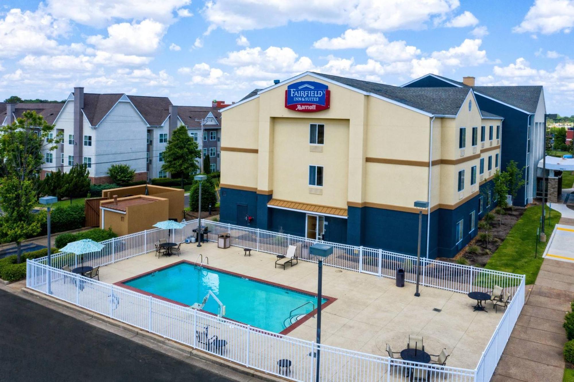 Fairfield Inn & Suites Memphis Саутхейвън Екстериор снимка